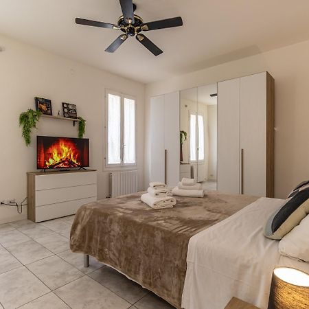 Apartament Ca 'Pico With Wifi-Few Steps From Center Mirandola Zewnętrze zdjęcie